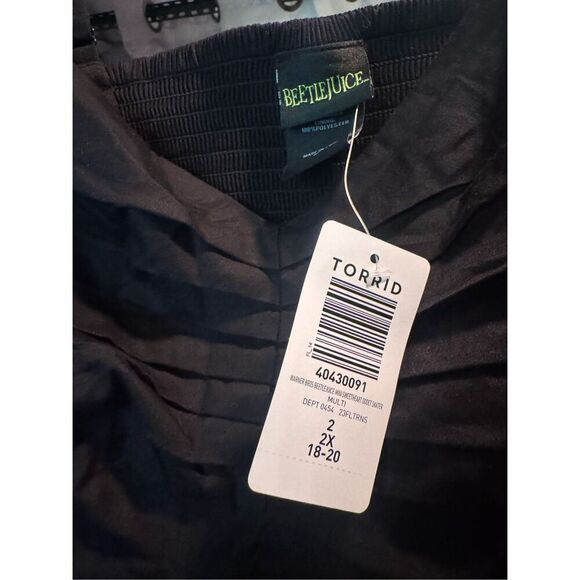 Warner Bros x torrid Beetlejuice midi fit & flare Dress 2xl nwt - Picture 8 of 8